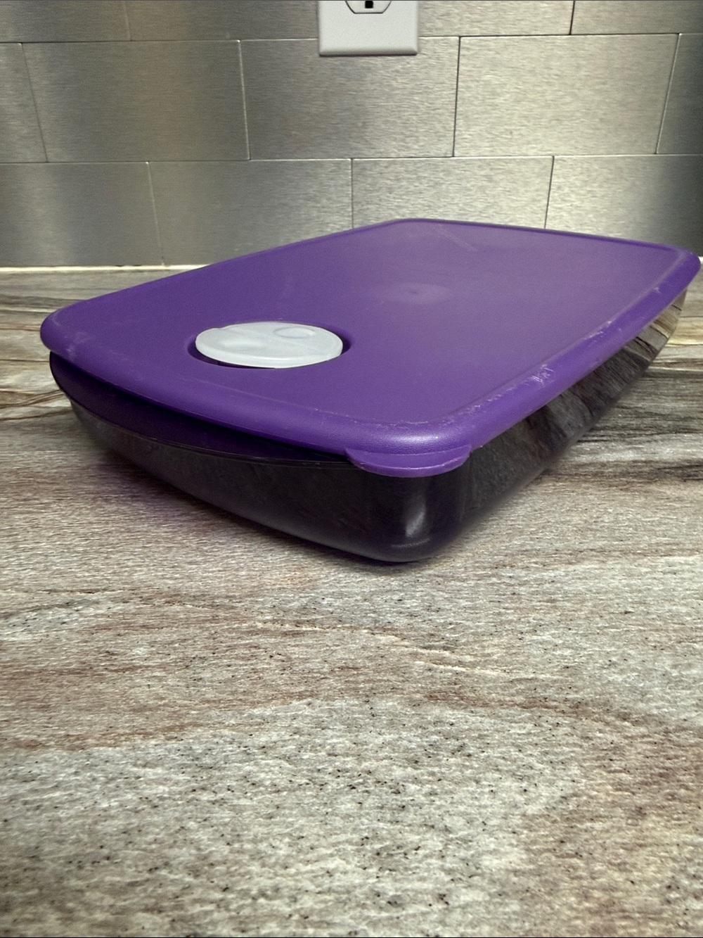 Tupperware Rock n Serve